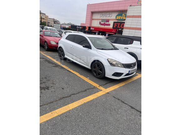 Sahibinden Kia Pro Ceed 1.6 CRDi Concept 2012 Model 
