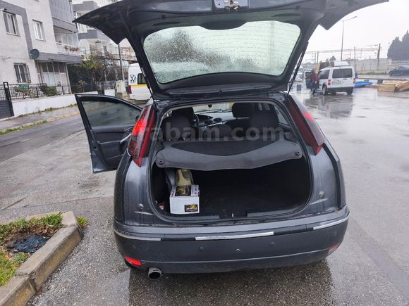 ford focus 1.6 Collection 2005 Model