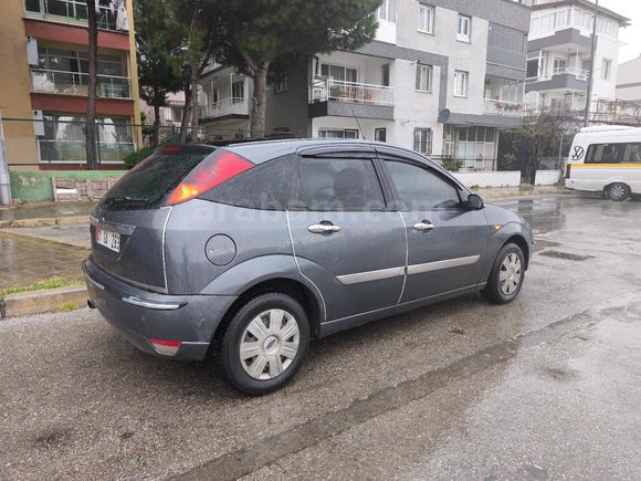 ford focus 1.6 Collection 2005 Model