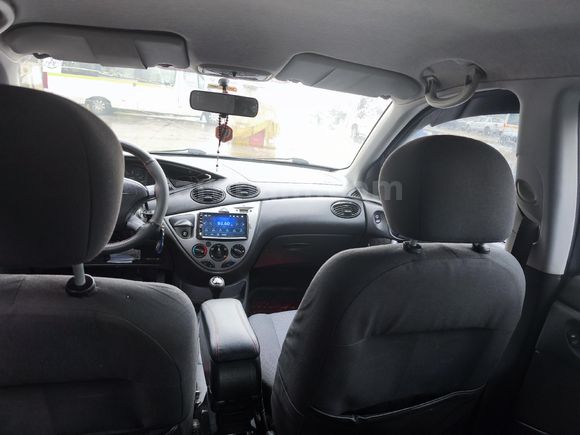 ford focus 1.6 Collection 2005 Model