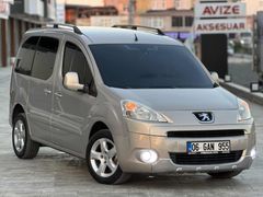 2011 MODEL HATASIZ BOYASIZ HASAR KAYITSIZ