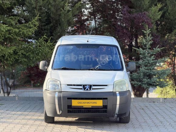 PEUGEOT PARTNER 1.9 KLİMALI ÇİFT SÜRGÜ TEK BAGAJ