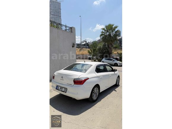 DÜŞÜK KM AİLE ARACI EXCLUSİVE 2015