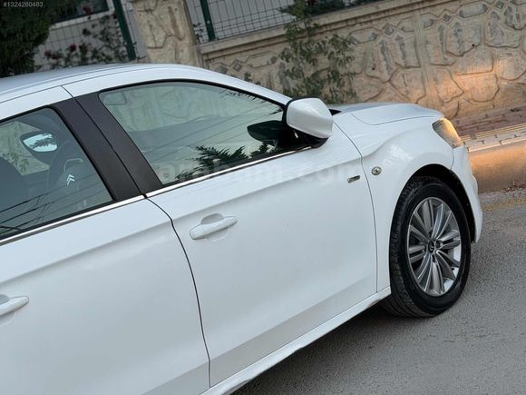 HATASIZ-İŞLEMSİZ-DÜŞÜK KM- DOLU DOLU- BAKIMLI