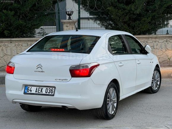 HATASIZ-İŞLEMSİZ-DÜŞÜK KM- DOLU DOLU- BAKIMLI
