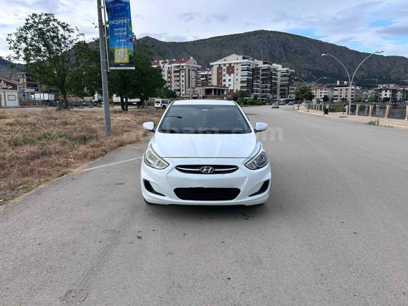Sahibinden Hyundai Accent Blue 1.6 CRDI Mode Plus 2017 Model 