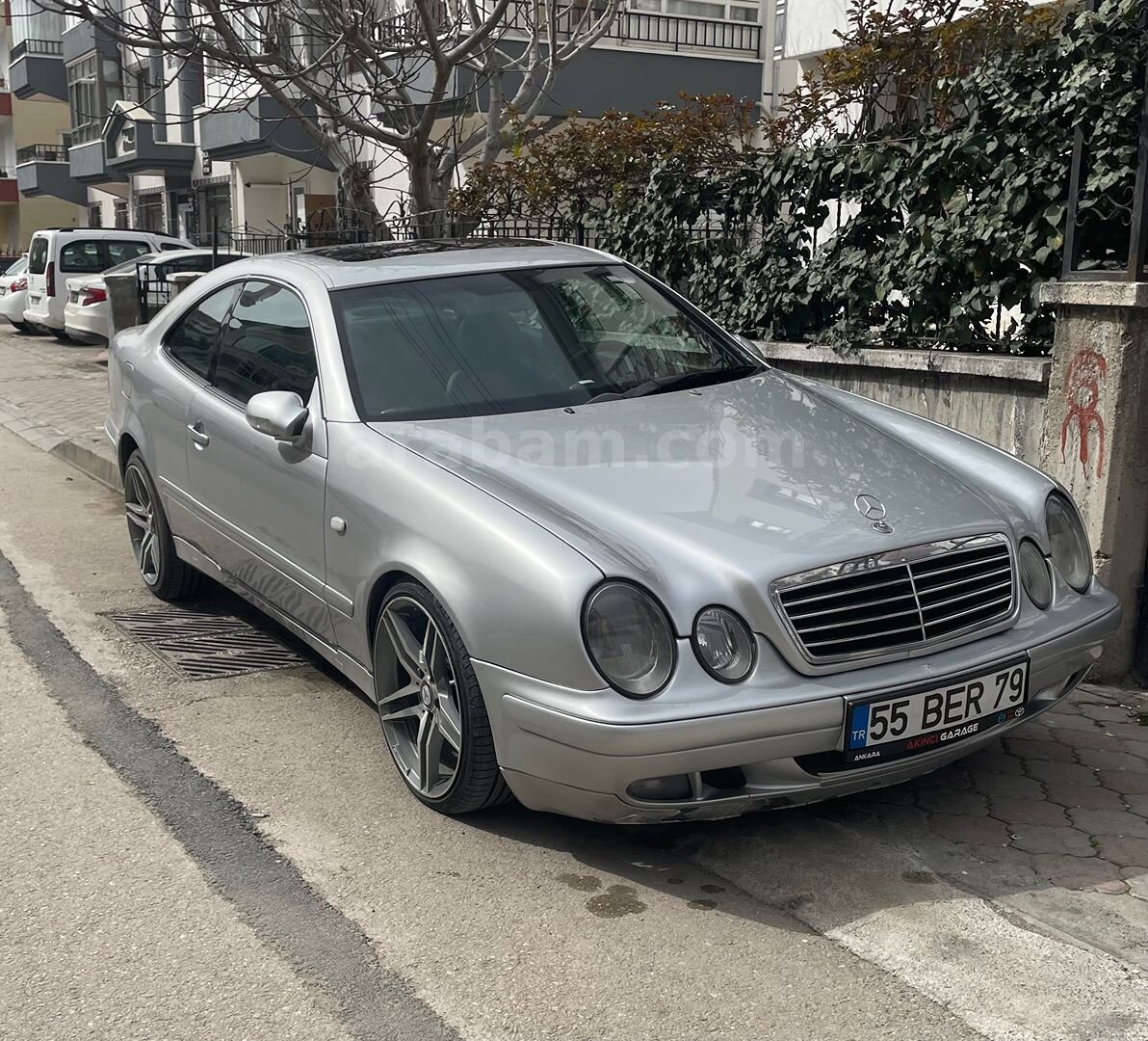 Sahibinden Mercedes - Benz CLK 200 Kompressor Avantgarde 2001 Model Ankara 415.000 km Gri (Gümüş) 2