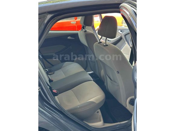 Sahibinden Ford Focus 1.6 Ti-VCT Trend X 2013 Model 