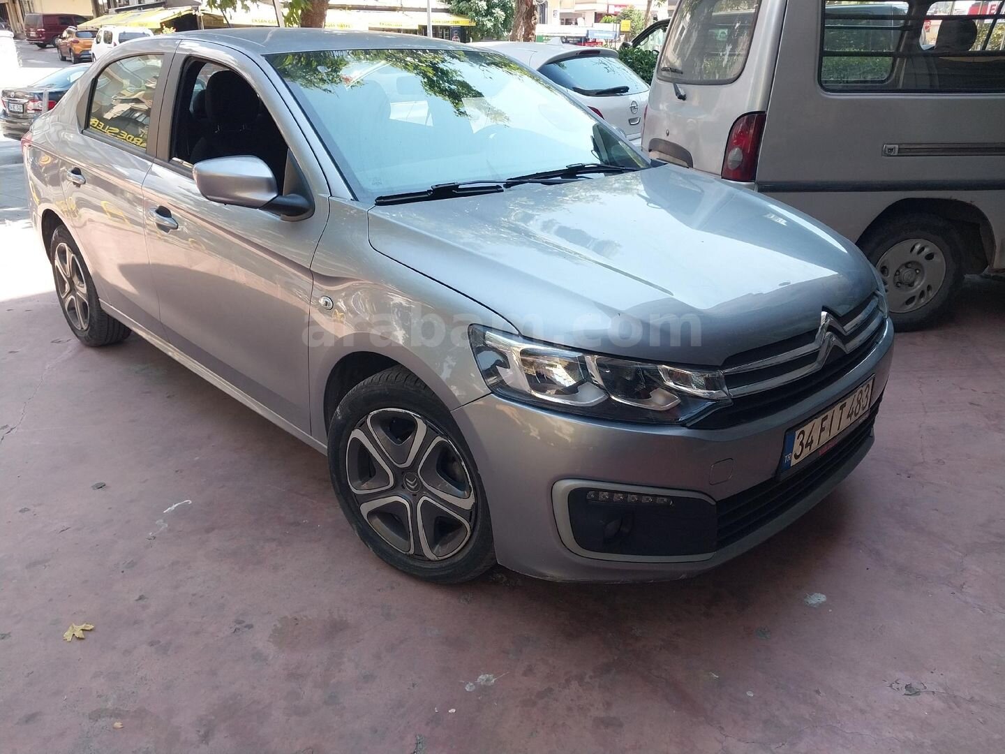 Galeriden Citroen C-Elysée 1.5 BlueHDI Shine 2022 Model İstanbul 85.000 km Füme 2