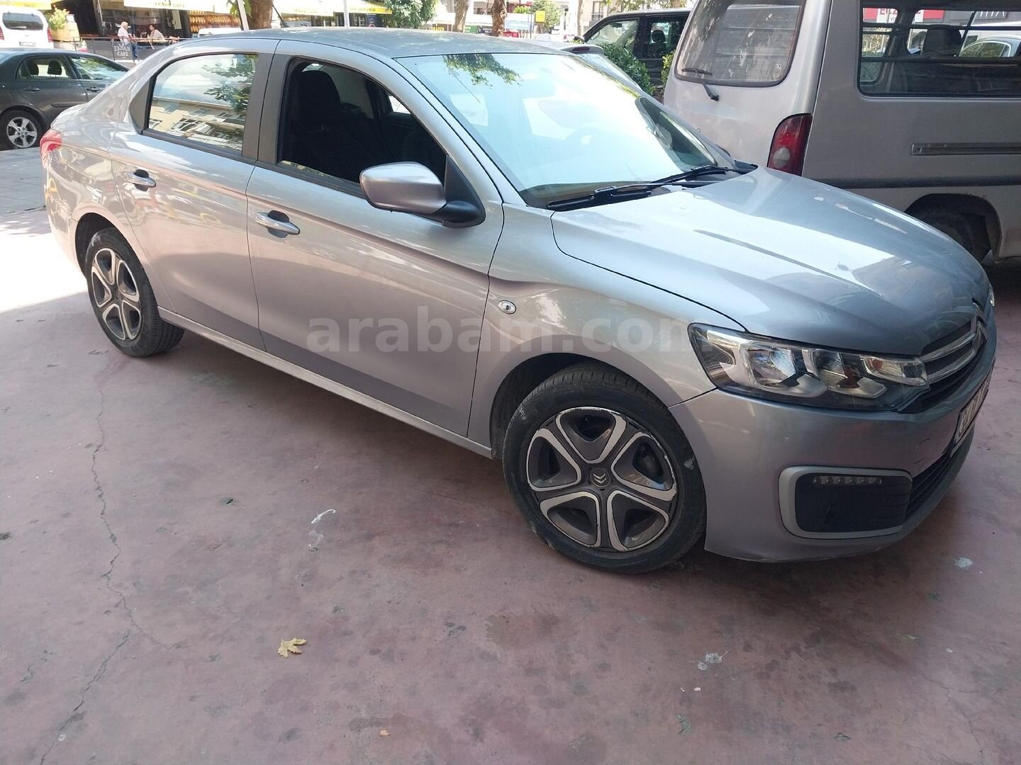 Galeriden Citroen C-Elysée 1.5 BlueHDI Shine 2022 Model İstanbul 85.000 km Füme 1