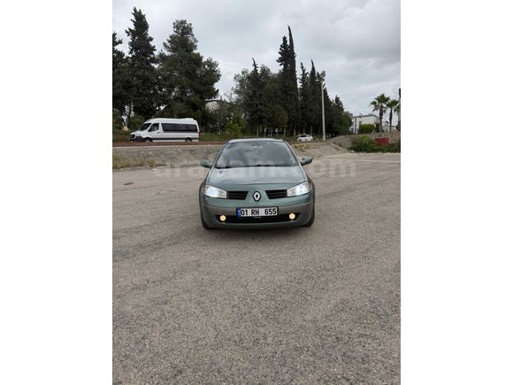 BOYASIZ DEGİŞENSİZ. MEGANE 2  EMSALSİZ TEMİZLİKDE