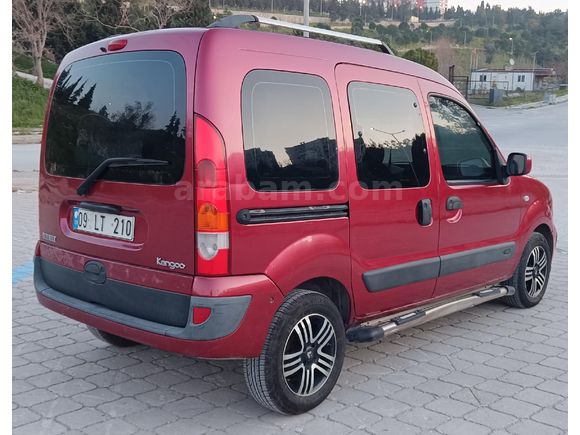 Sahibinden Renault Kangoo Multix 1.5 dCi Expression 2008 Model  225.000 km Kırmızı