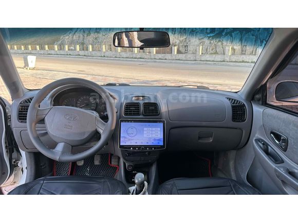 Sahibinden Hyundai Accent 1.6 Admire 2004 Model 