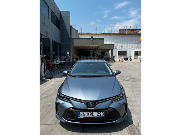Sahibinden Toyota Corolla 1.8 Hybrid Flame X-Pack 2024 Model