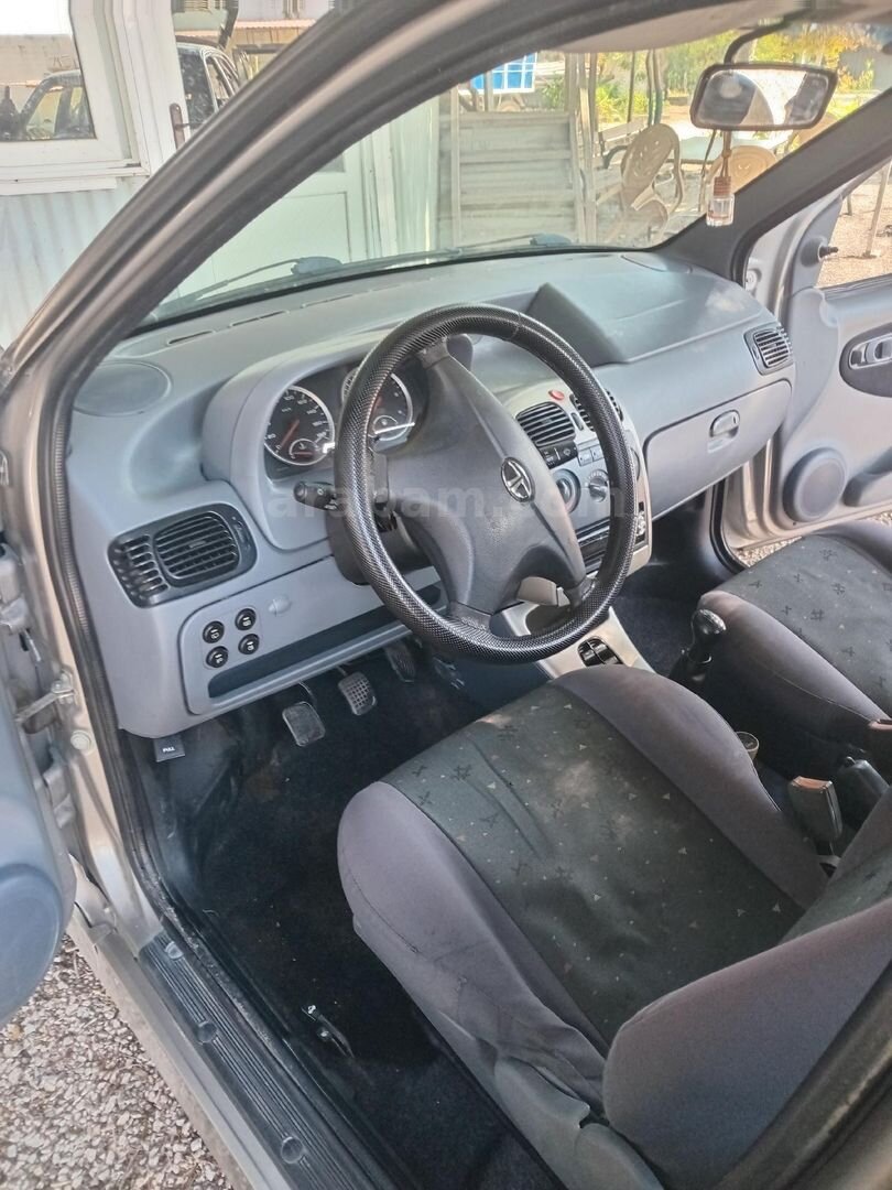 Sahibinden Tata Indica 1.4 TDI Comfort 2008 Model Adana 300.000 km Gri 6
