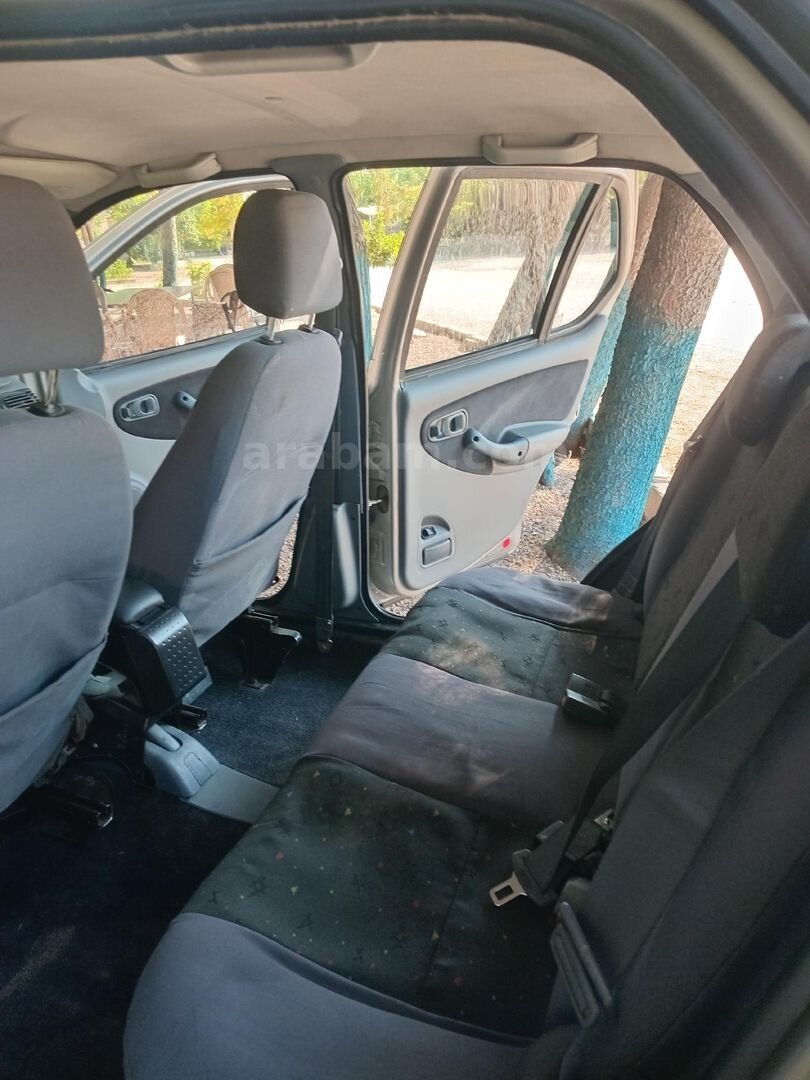 Sahibinden Tata Indica 1.4 TDI Comfort 2008 Model Adana 300.000 km Gri 5