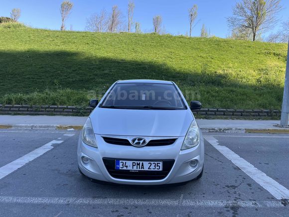 Sahibinden Hyundai i20 1.4 CRDi Team 2012 Model 