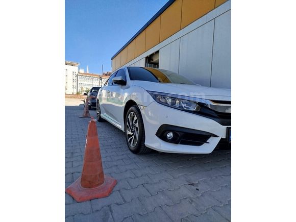Sahibinden Honda Civic 1.6i VTEC Eco Elegance 2017 Model Kırıkkale