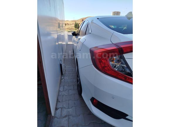 Sahibinden Honda Civic 1.6i VTEC Eco Elegance 2017 Model Kırıkkale