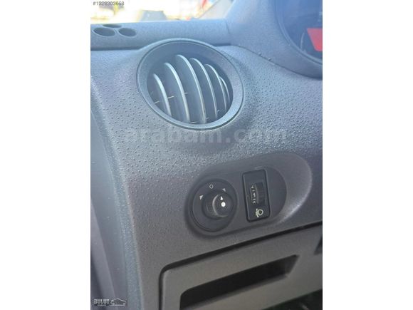 BULUT OTOMOTİVDEN DİJİTAL KLİMALI DÜŞÜK KM DİZEL C3