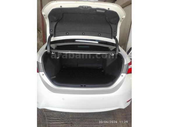 Sahibinden Toyota Corolla 1.4 D-4D Advance 2015 Model