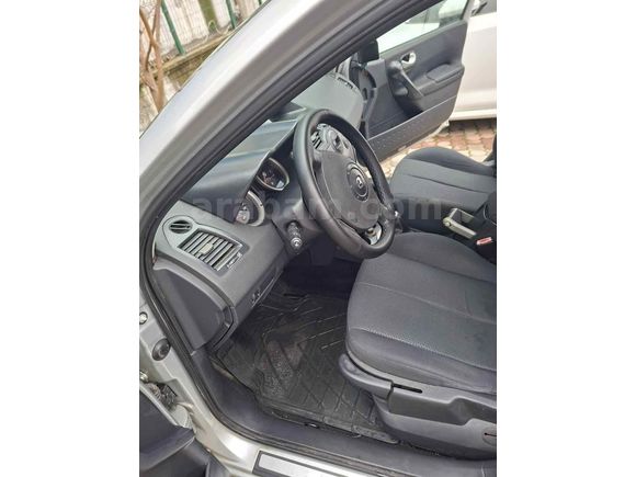 Sahibinden Renault Megane 1.5 dCi Dynamique 2005 Model 