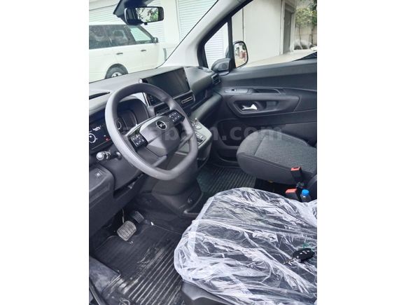 Sahibinden Opel Combo Life 1.5 D Essential 2025 Model