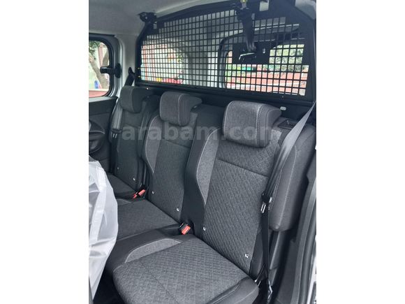 Sahibinden Opel Combo Life 1.5 D Essential 2025 Model