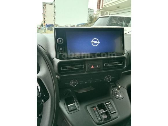Sahibinden Opel Combo Life 1.5 D Essential 2025 Model
