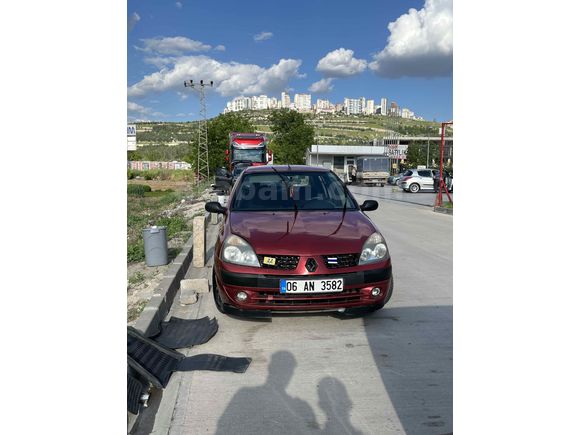 212.000km CLİO SYMBOL 2005