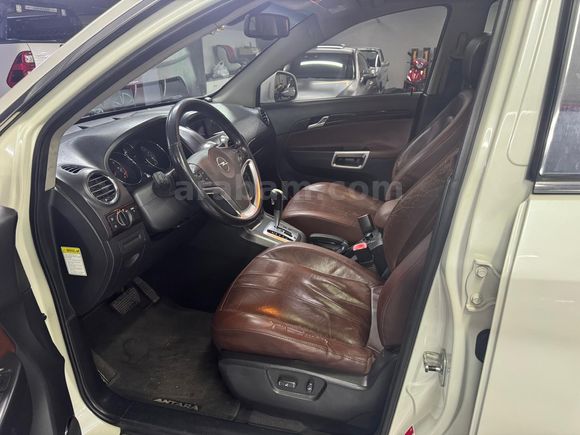Opel Antara 2.0 CDTI Cosmo 2011 Model