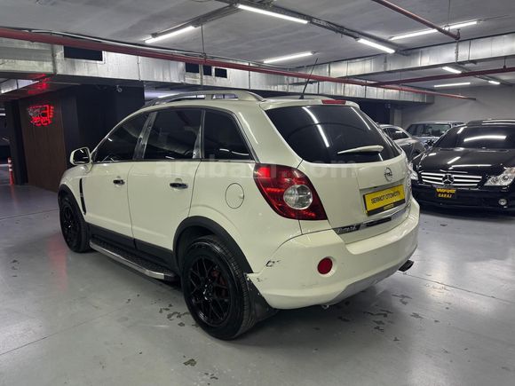 Opel Antara 2.0 CDTI Cosmo 2011 Model