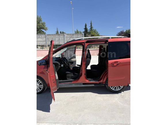 Sahibinden Ford Tourneo Courier 1.6 TDCi Titanium Plus 2017 Model 