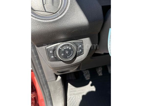 Sahibinden Ford Tourneo Courier 1.6 TDCi Titanium Plus 2017 Model 