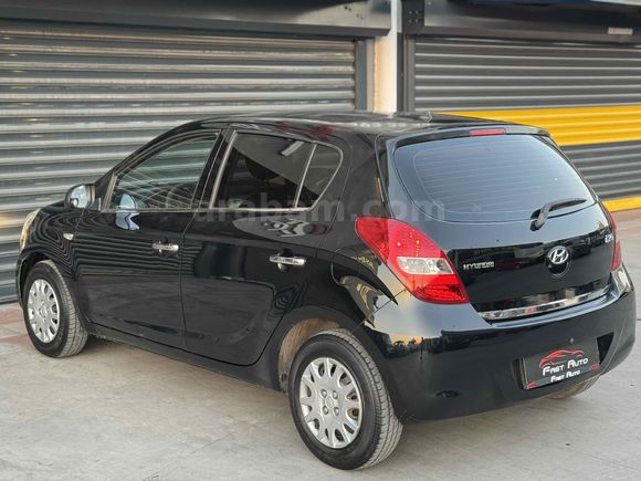 Hyundai i20 1.2 MPI Team 2009 Model İzmir