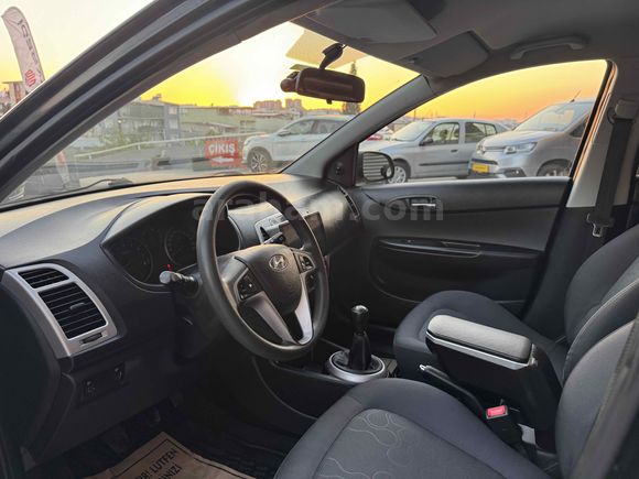 Hyundai i20 1.2 MPI Team 2009 Model İzmir