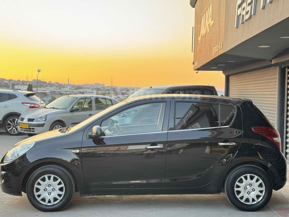 Hyundai i20 1.2 MPI Team 2009 Model İzmir