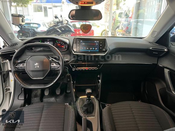 BAYKARALAR 2020 PEUGEOT 2008 1.2 PURETECH ACTİVE DYNAMİC 100HP
