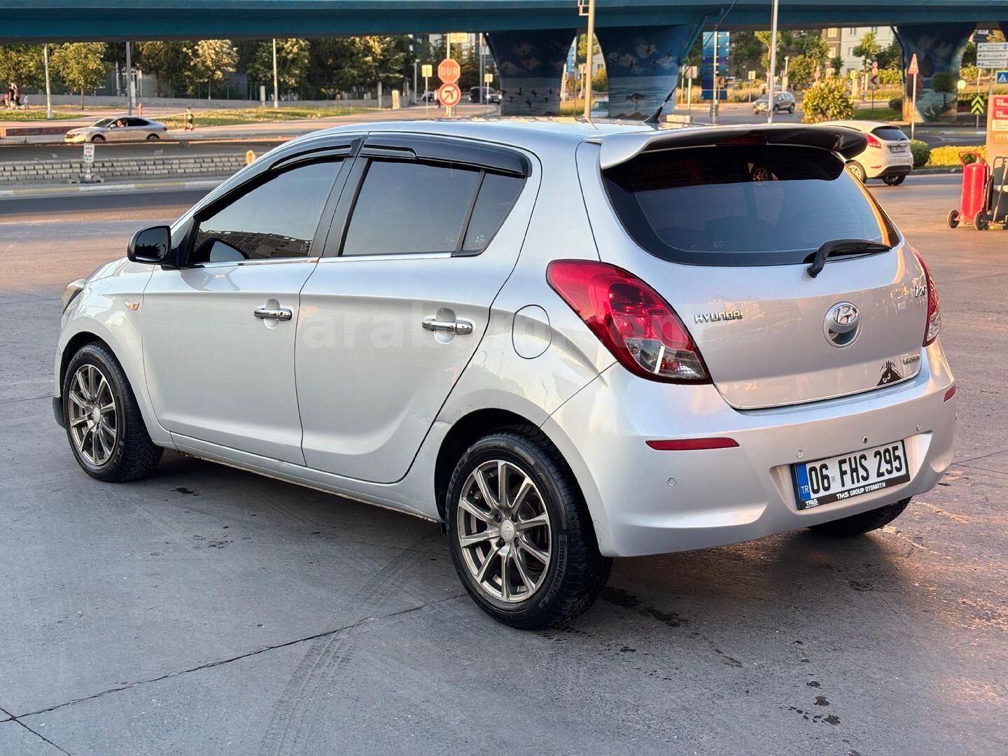Sahibinden Hyundai i20 1.4 CRDi Jump 2012 Model Ankara 185.500 km Gri (Gümüş) 4
