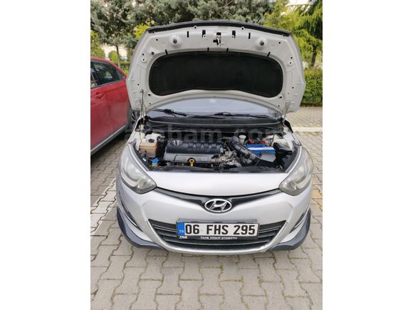 Hyundai İ20 1.4 CRDI 2012 Model