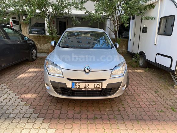 Sahibinden Renault Megane 1.6 Dynamique 2010 Model 