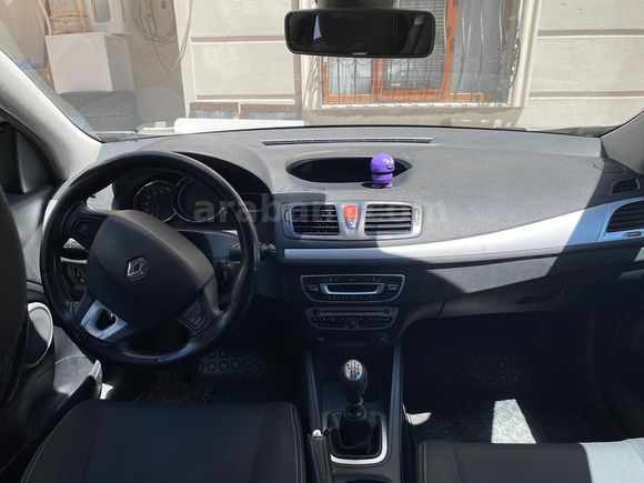 Sahibinden Renault Megane 1.6 Dynamique 2010 Model 