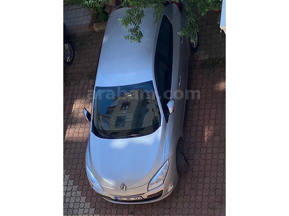 Sahibinden Renault Megane 1.6 Dynamique 2010 Model 