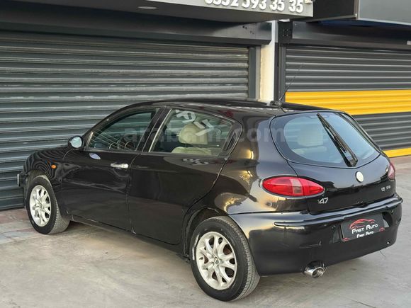 Galeriden Alfa Romeo 147 1.6 TS Distinctive 2003 Model İzmir