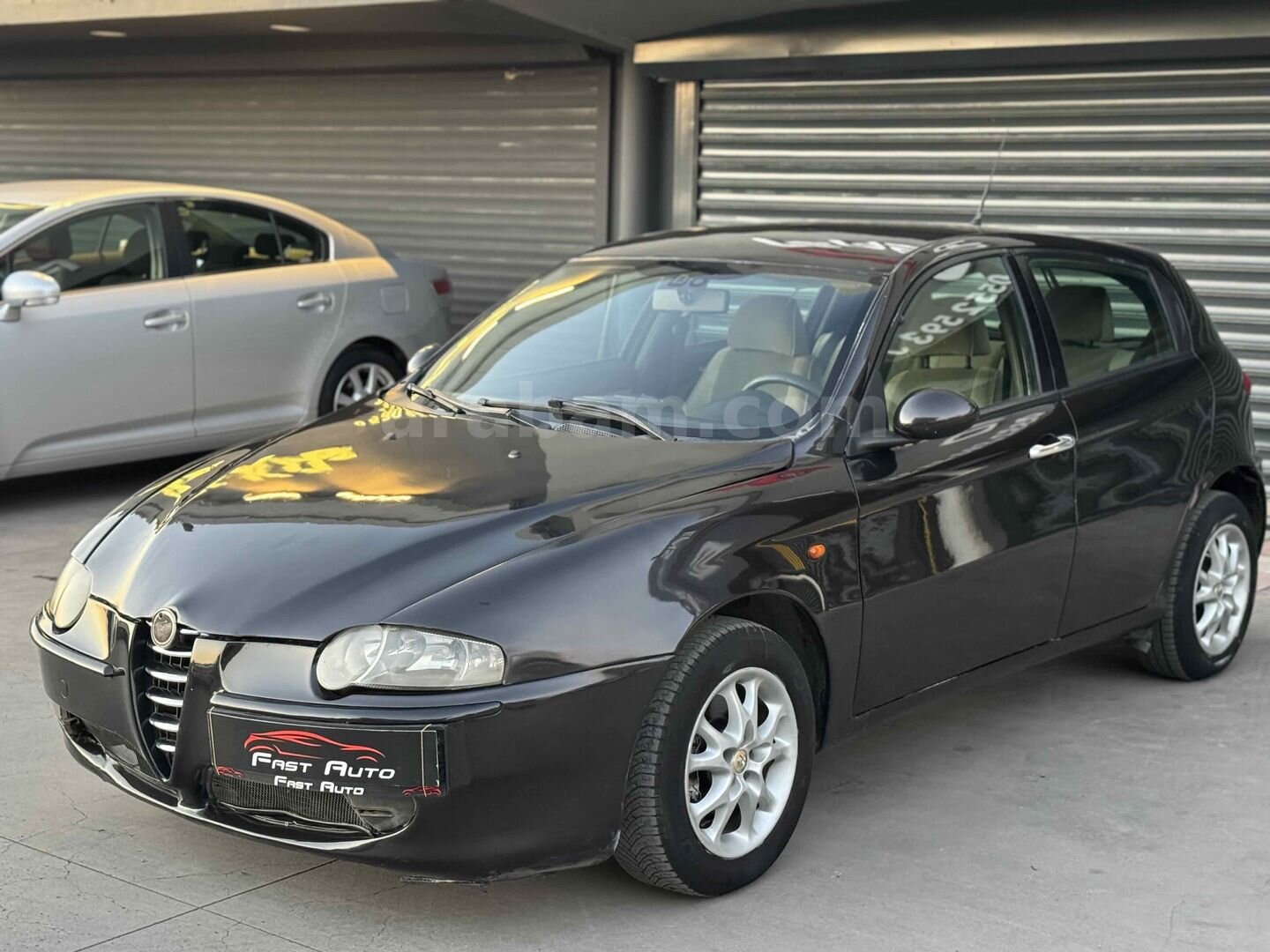 Galeriden Alfa Romeo 147 1.6 TS Distinctive 2003 Model İzmir 255.000 km Siyah 1