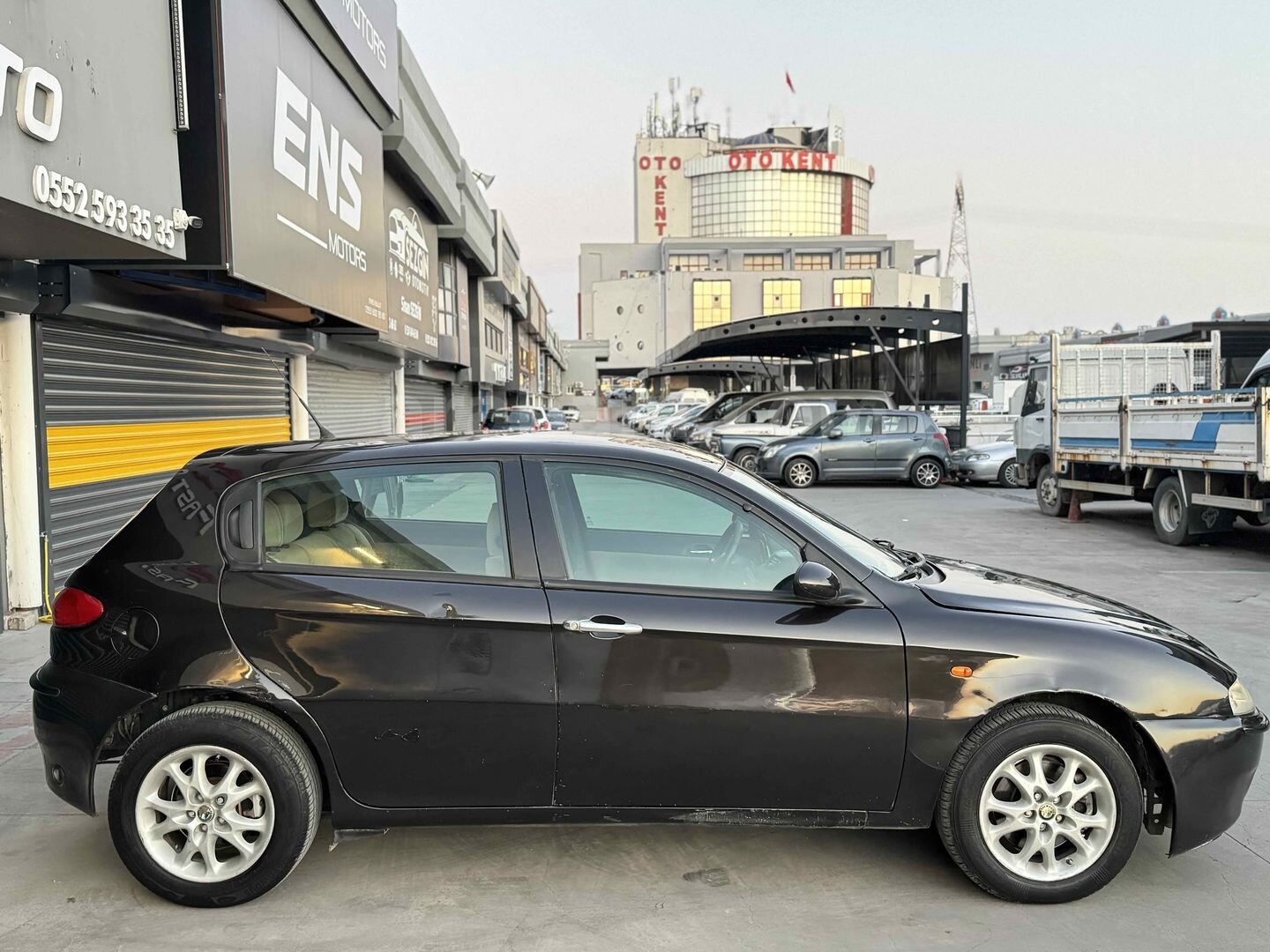 Galeriden Alfa Romeo 147 1.6 TS Distinctive 2003 Model İzmir 255.000 km Siyah 5