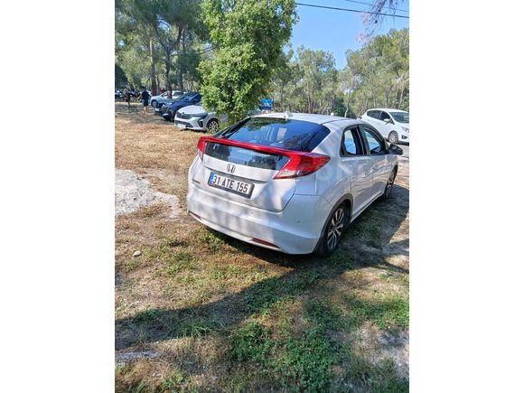 Sahibinden Honda Civic 1.6i DTEC Comfort 2013 Model