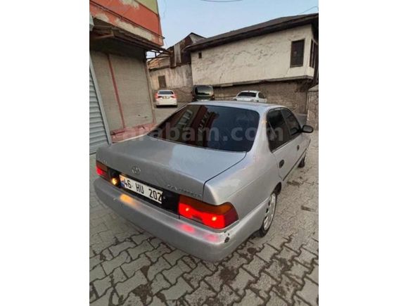 TOYOTA COROLLAR 1.6 GLİ