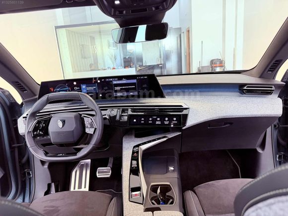 VOL MOTORS'DAN E 3008 GT LANSMAN RENK !!