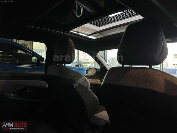 BOYASIZ 2024 MODEL PEUGEOT e-3008 ALLURE CAM TAVAN